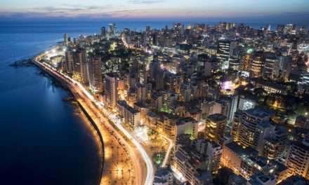 Fotografia: l’arte di Ralouka Montesi, dalle guerre di Beirut alle pittoriche astrazioni della natura