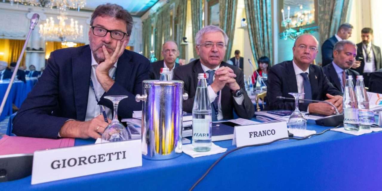 Forum Ambrosetti, Giorgetti: “La manovra colpirà le rendite per premiare chi lavora. Nel mirino il Superbonus, ha lasciato pochi margini ad altro”.