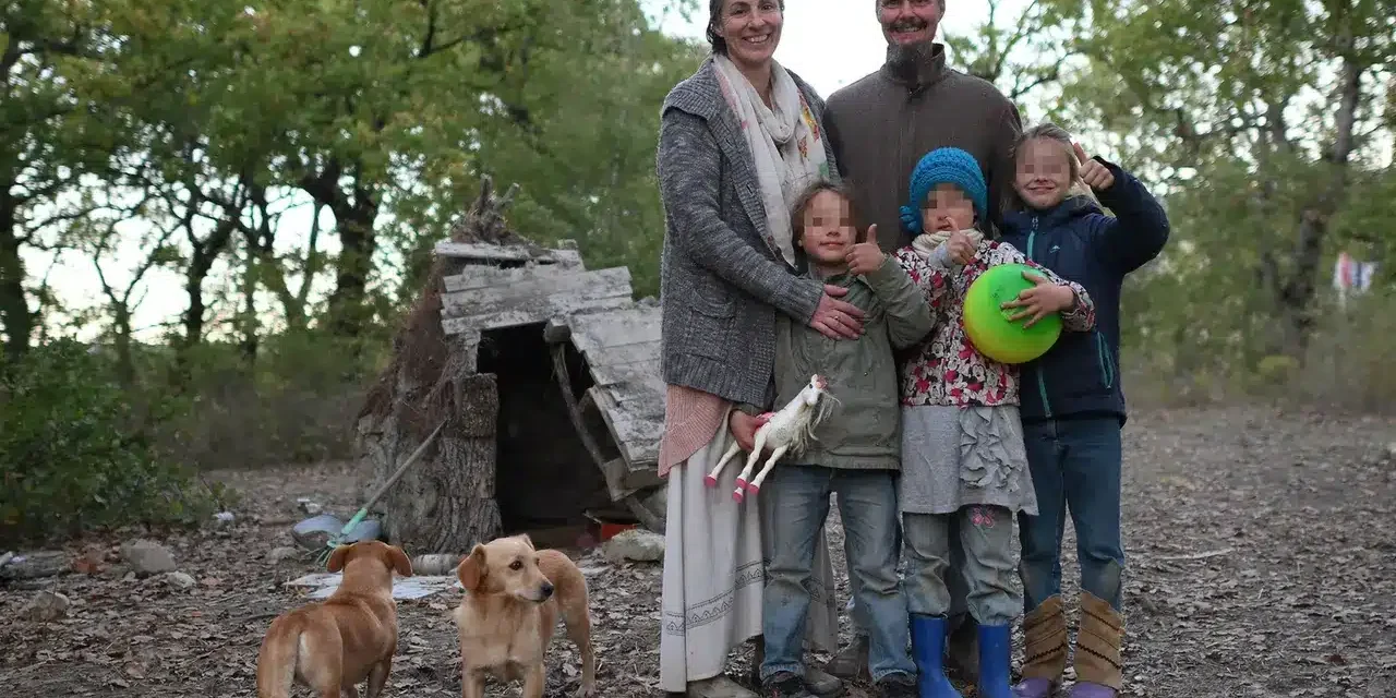 Famiglia nel bosco di Palmoli, gli avvocati rinunciano alla difesa: il nuovo legale è Simone Pillon