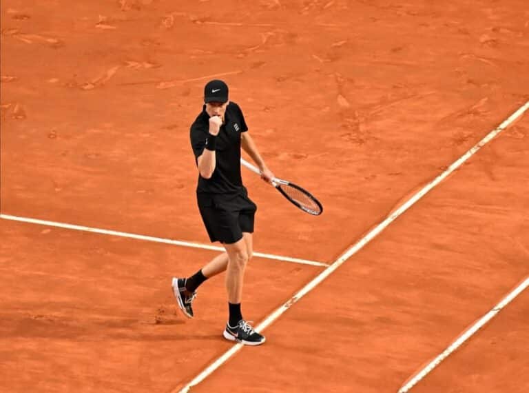 Internazionali d’Italia, pioggia sul Foro Italico: rinviata la semifinale Sinner-Medvedev